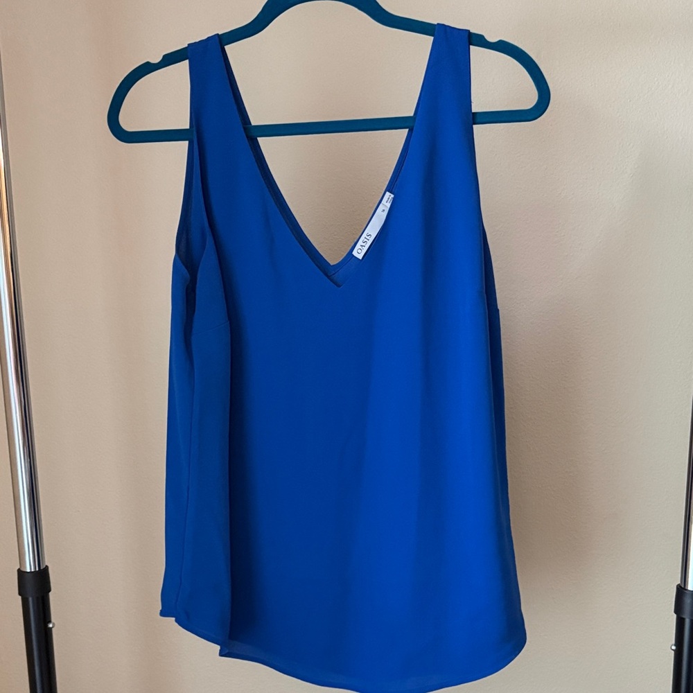 Blue V Neck Tank NWOT